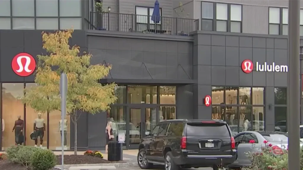 Man wearing court-ordered ankle monitor charged in $2,384 Lululemon theft in Dresher, police say